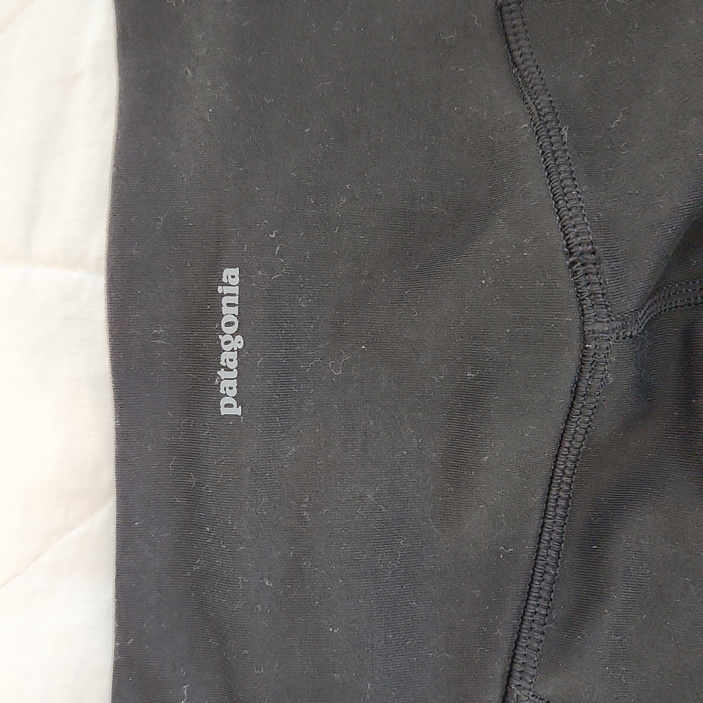 Patagonia crop leggings black size small